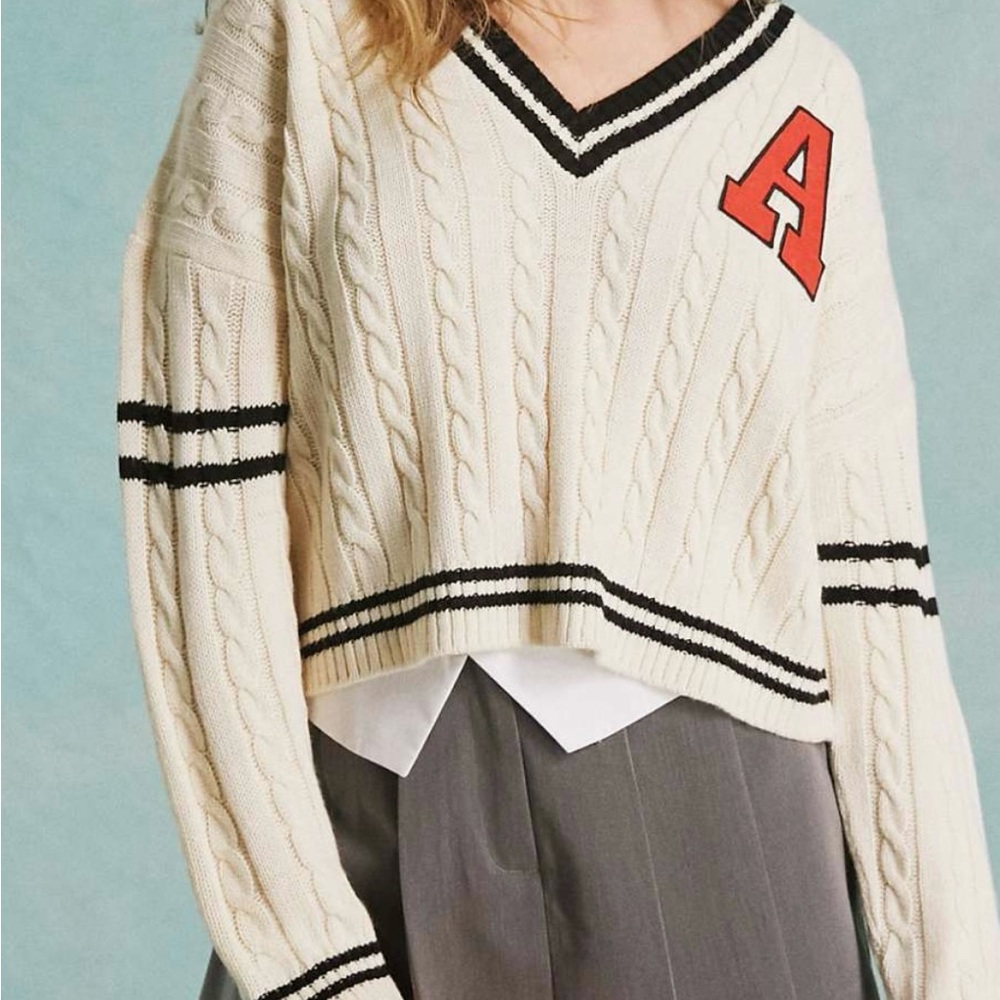 Miss Selfridge-Cable Knit V-Neck Sweater - Cream and Black